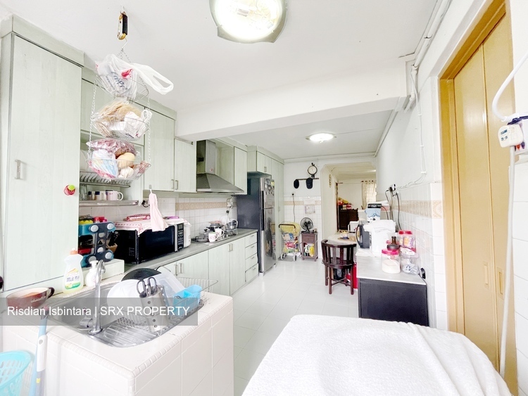 Blk 228 Lorong 8 Toa Payoh (Toa Payoh), HDB 4 Rooms #368671061